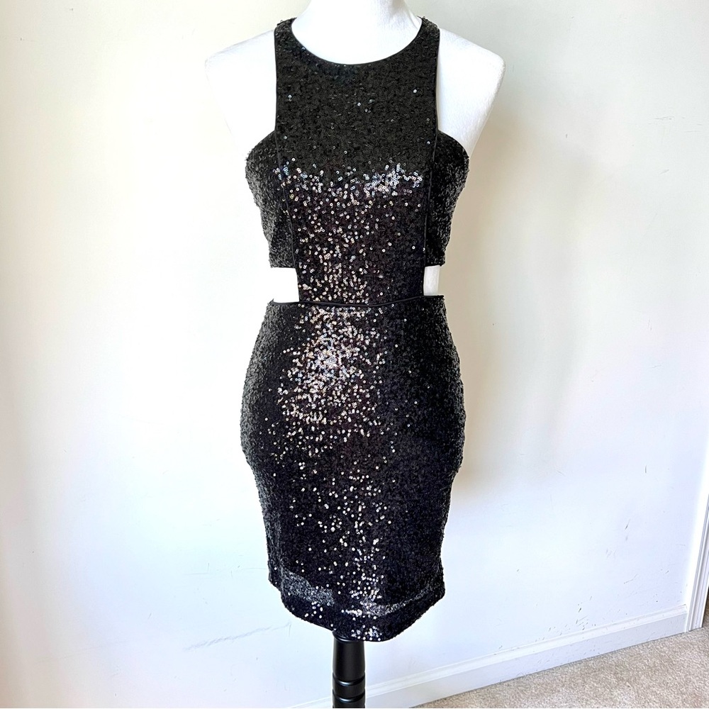 EXPRESS Black Sequin Cut Out Mini Homecoming Dress—SZ. 2